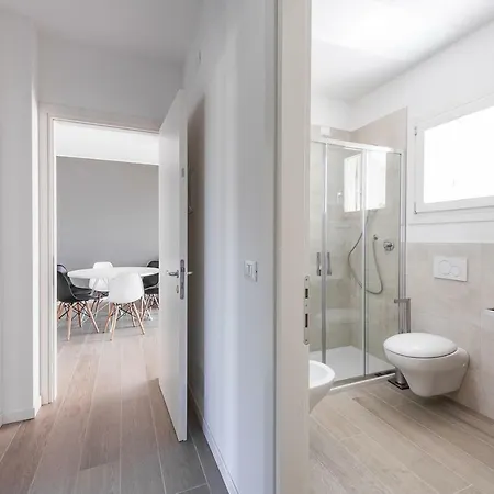 Les Maisons Apartment