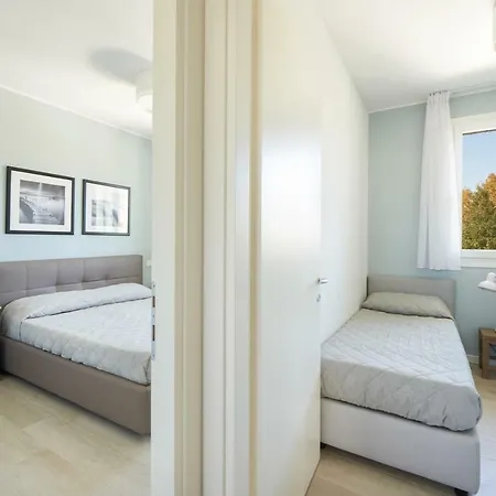 Apartment Les Maisons